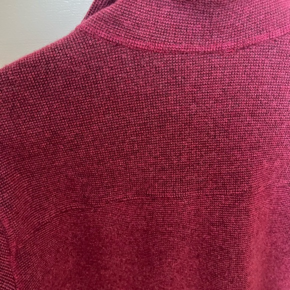 Mountain hardware women’s medium pullover. Ski sweater/ athleisure. - Picture 7 of 7